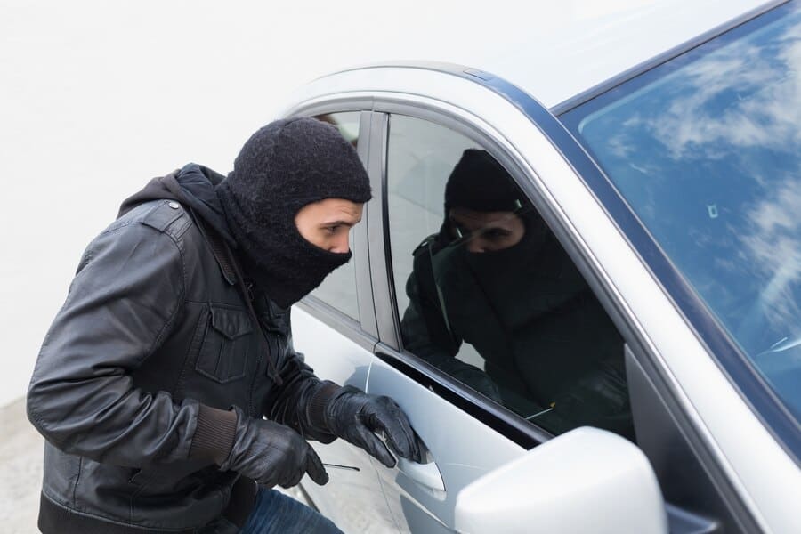 cara menjaga mobil dari pencurian